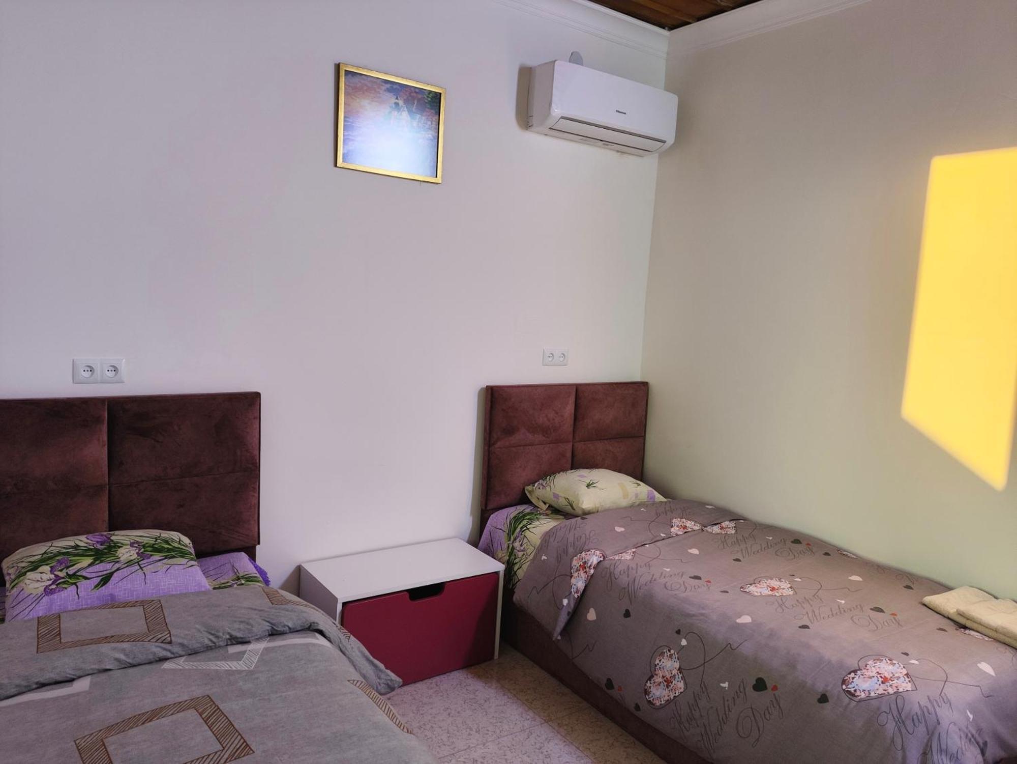 Apex Rest House Of 10 Rooms And Pool Γιερεβάν Εξωτερικό φωτογραφία